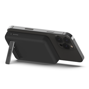 Belkin boostcharge magnetic wireless power bank 5k with stand