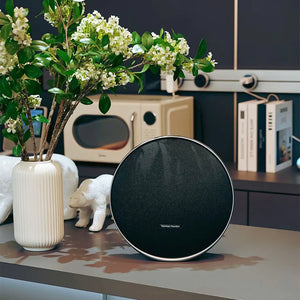 harmon kardon Onyx studio 9